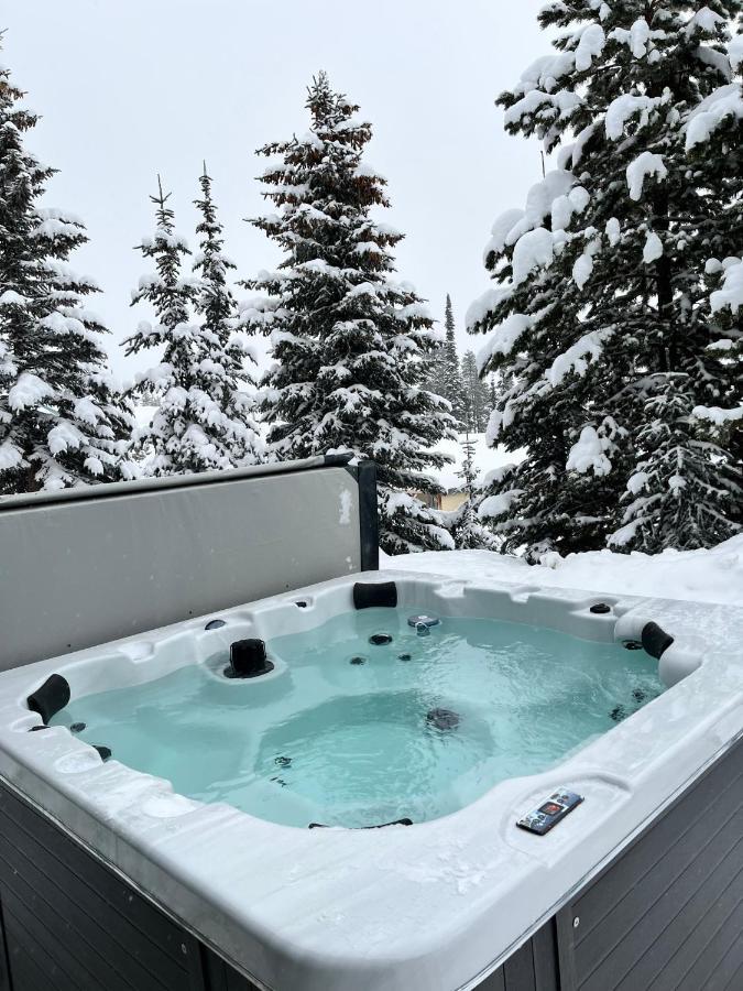 Bearcub Chalet Apartment Big White Ski Resort Exterior photo